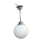 Ceiling lamp with white tulip