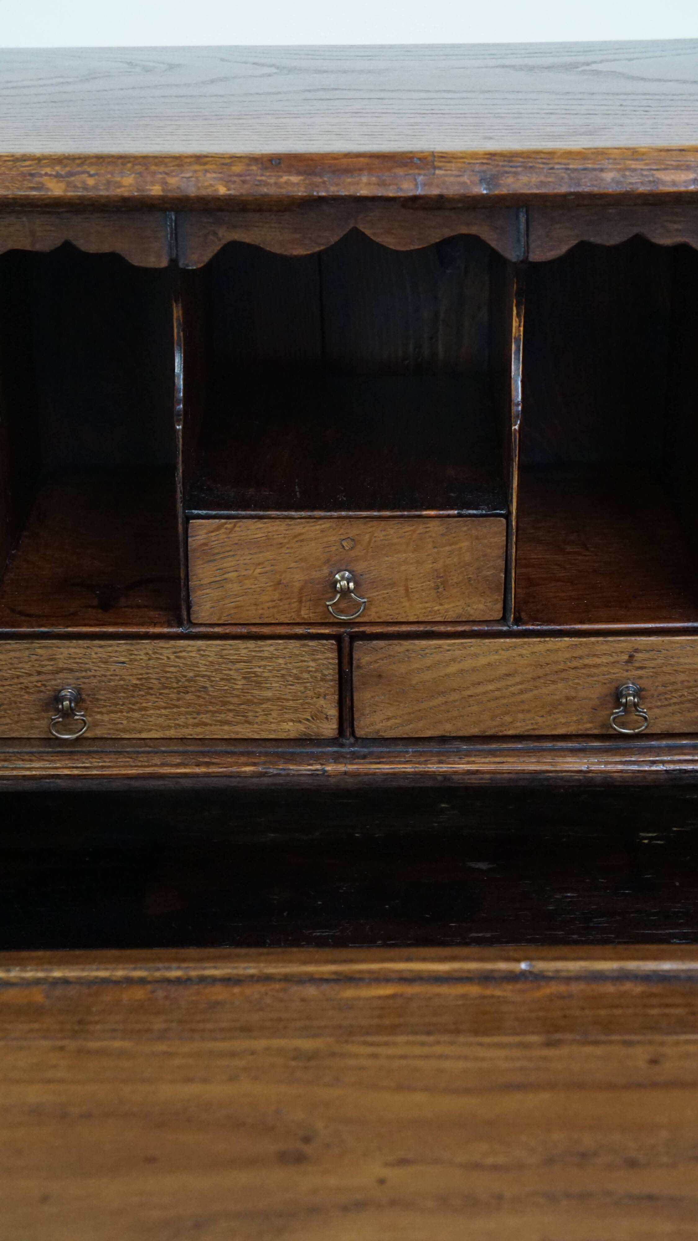 Antique English oak secretaire late 18th/early 19th century with stepped interior and working locks