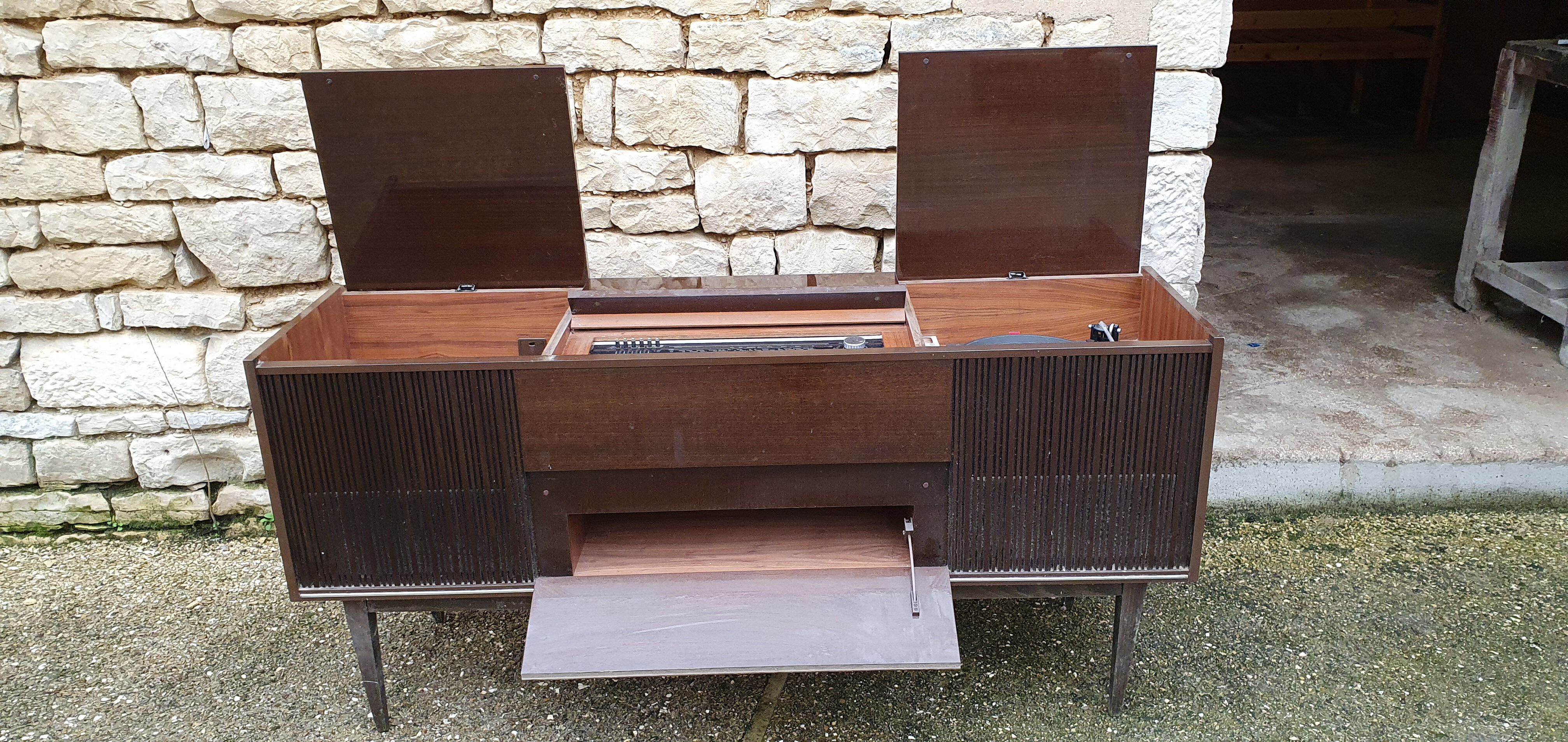 Hi-fi vintage grundig record player furniture