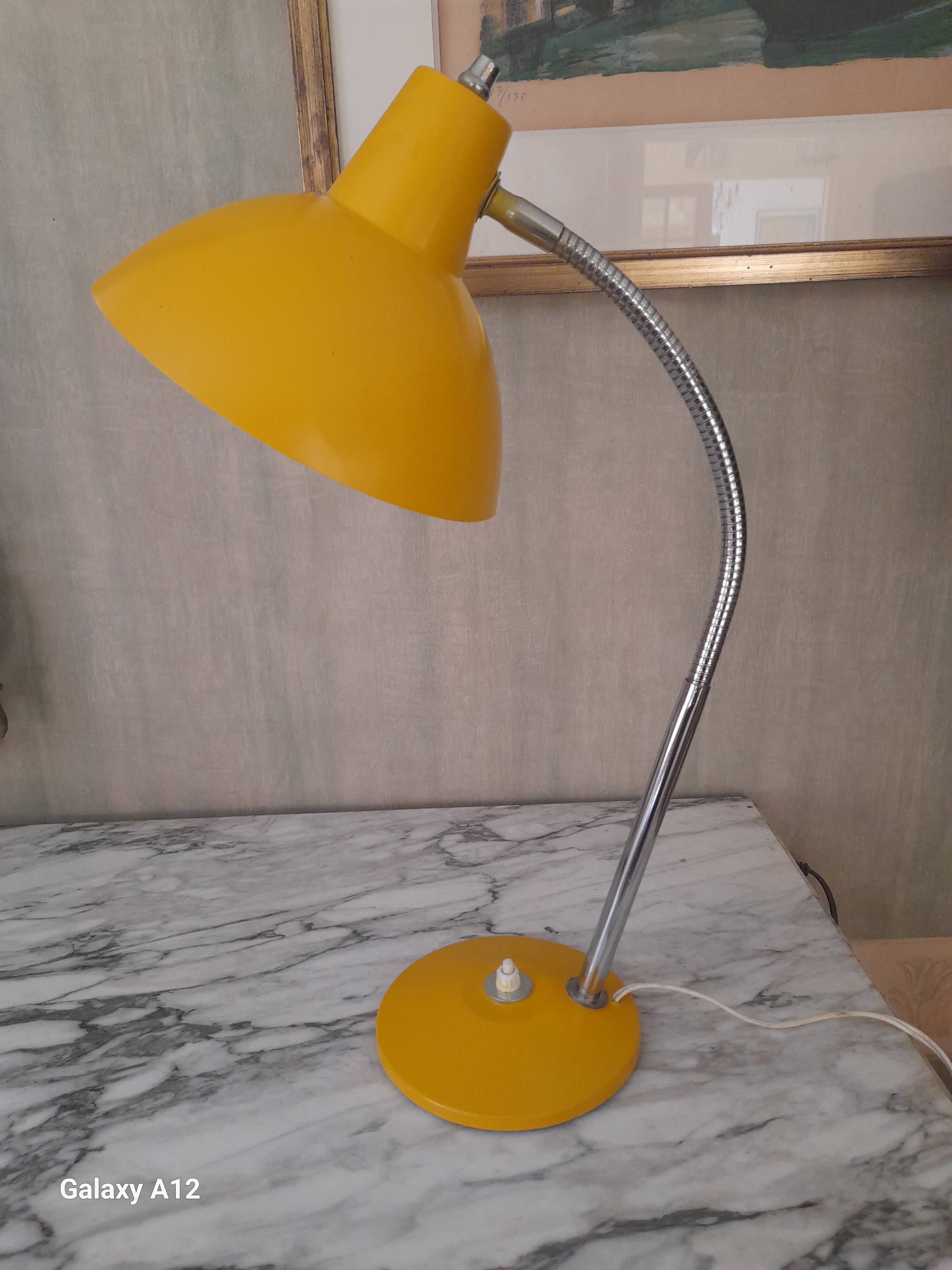 Vintage articulated desk lamp