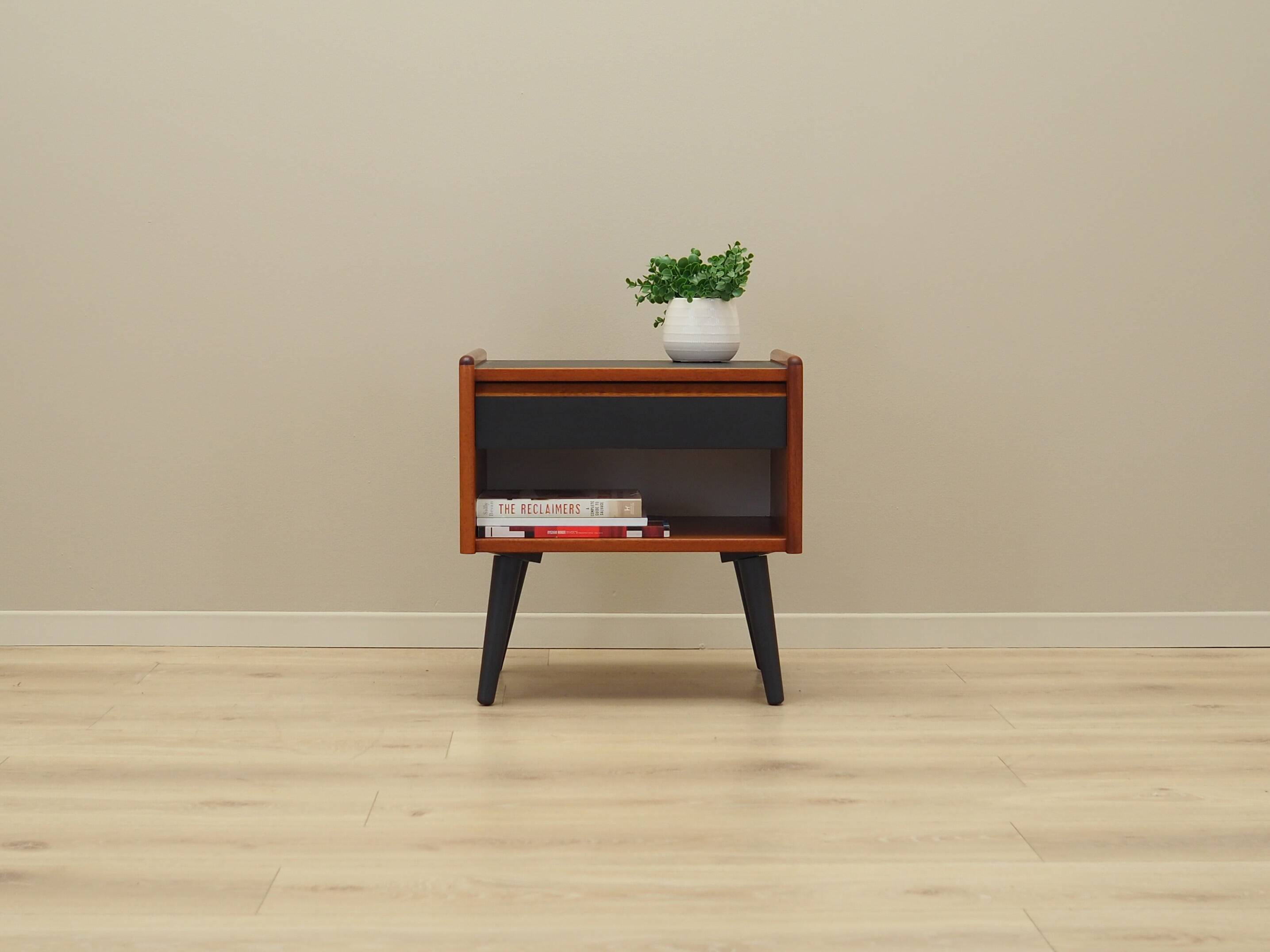 Teak chest of drawers, Danish design, 1970s, production: Denmark