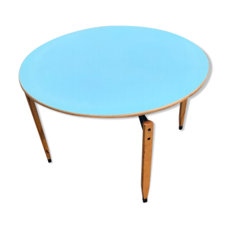 Table de Roberto Aloi