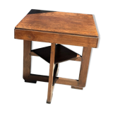 Table d'appoint carrée piètement quadripode à entretoise de style moderniste