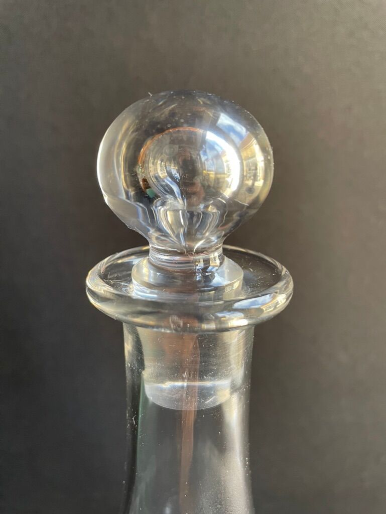 Baccarat decanter stamped XXth