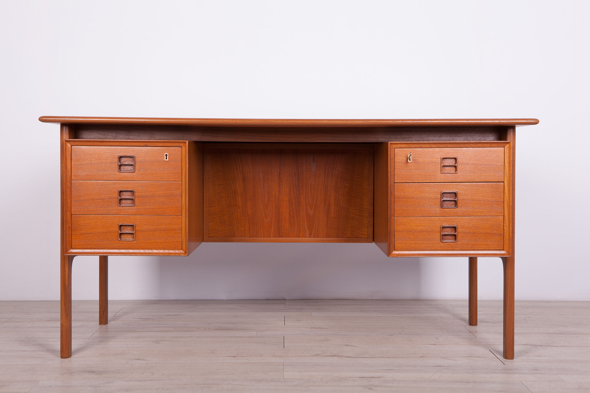 Mid-century danish teak desk by Arne Vodder for Sibast, 1960s