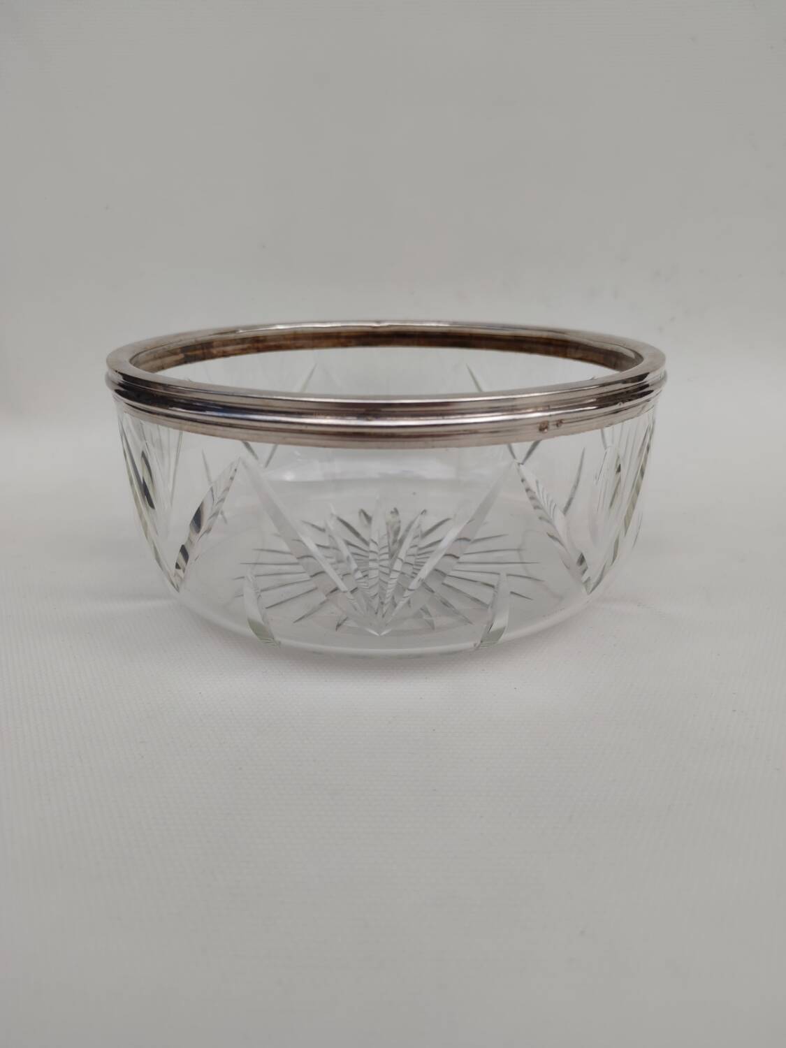 Crystal salad bowl with solid silver rim, first part of the 20th century.