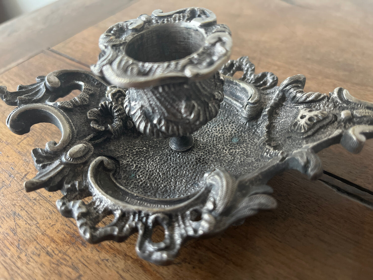 Bronze candle holder