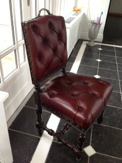 Chaises cuir