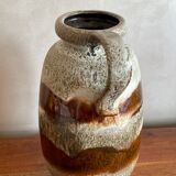 Large mudflated sandstone vase
