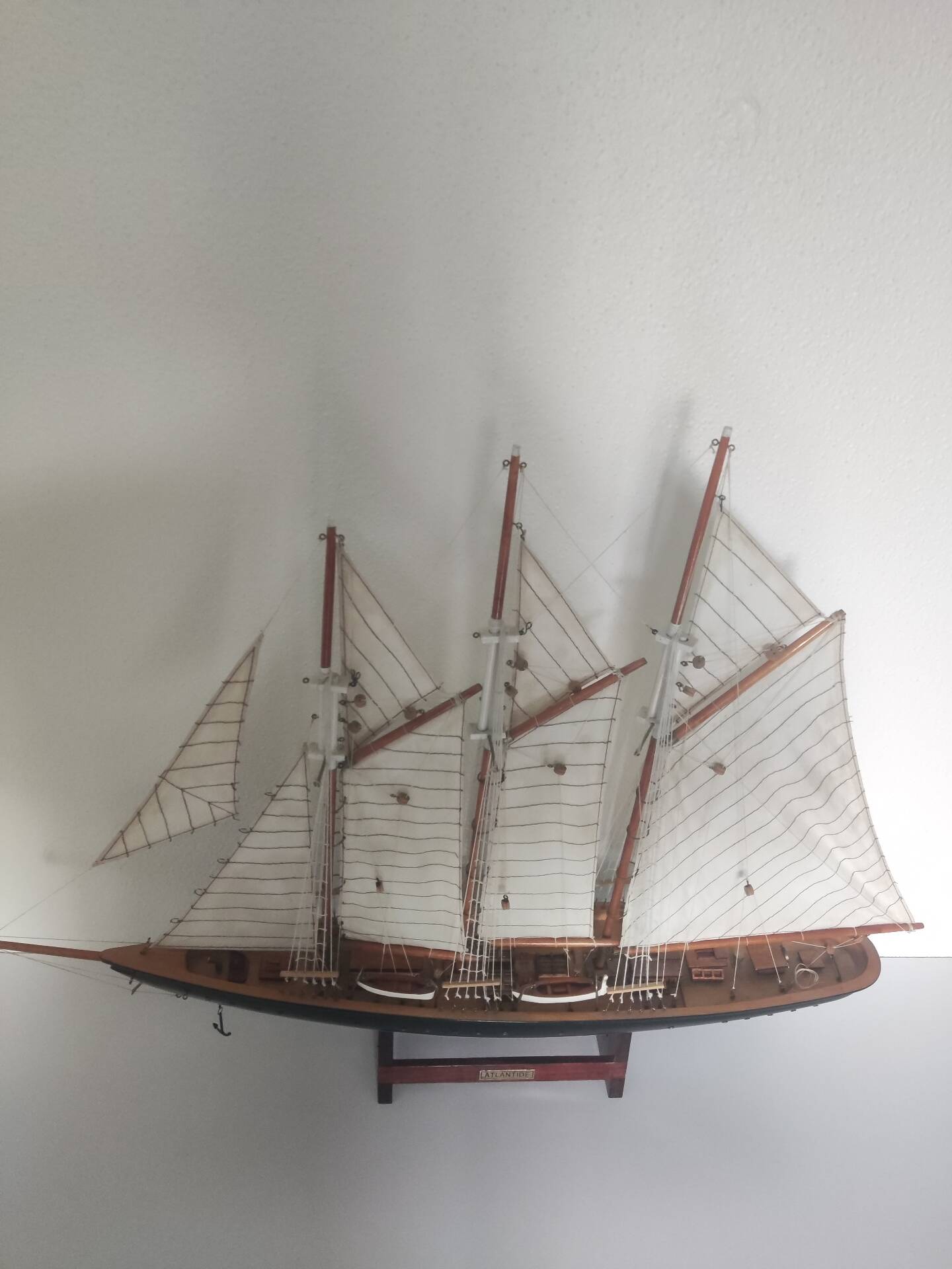 Collection model of the three-masted schooner L'Atlantide.
