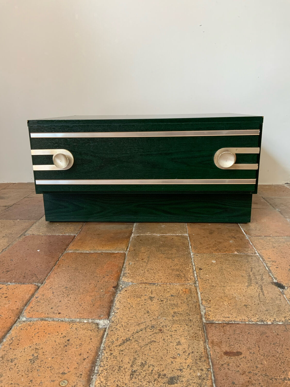 Small occasional piece of furniture