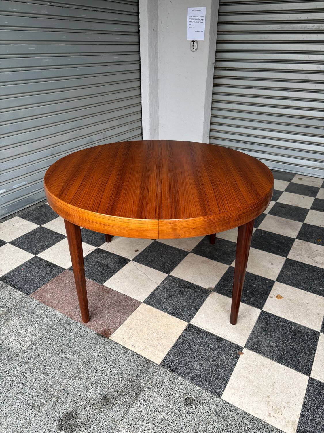 Table extensible en teck vintage