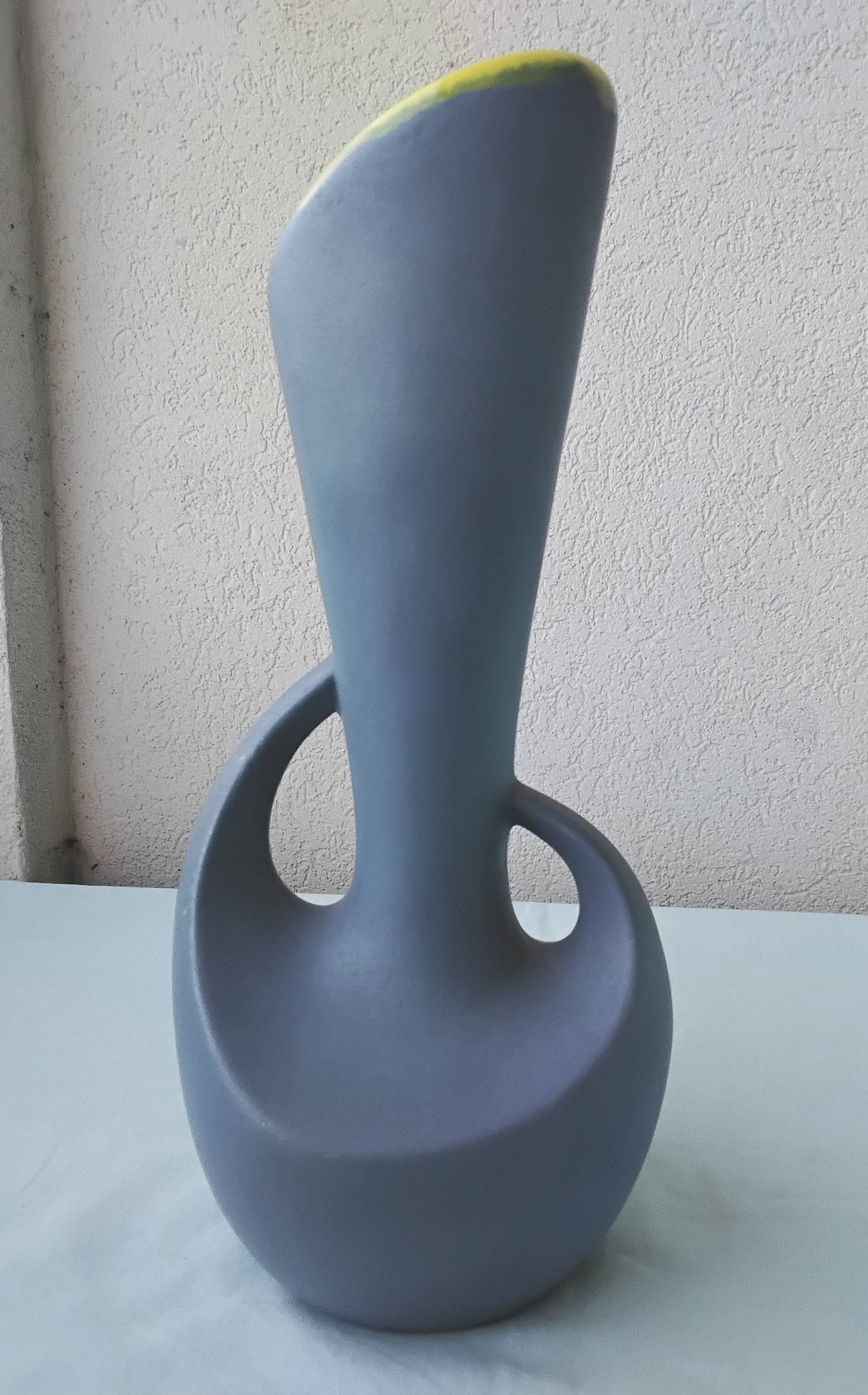 Ceramic vase
