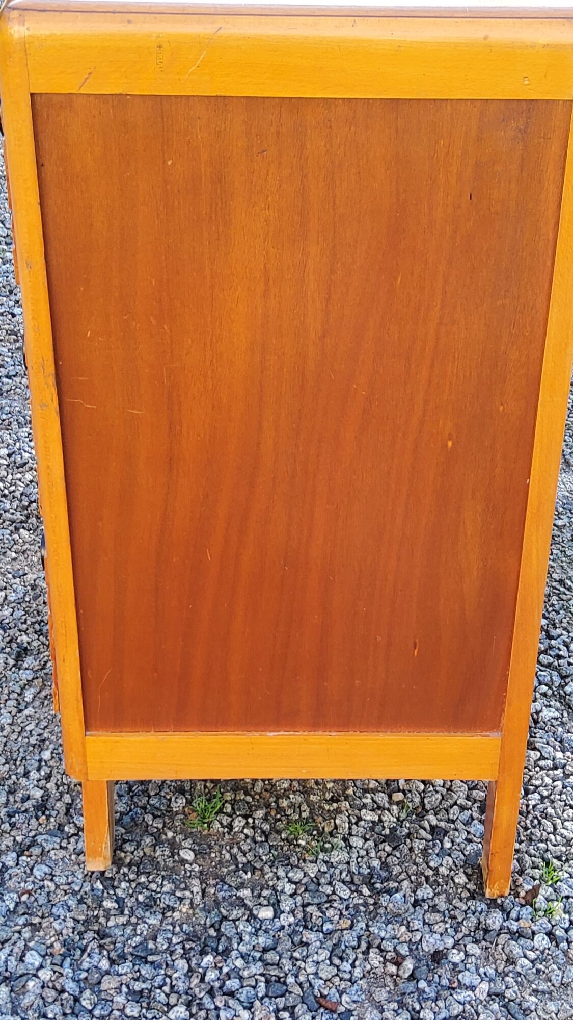 Vintage chest of drawers from the 50s in blond and gold beech 3 drawers feet compass