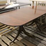 Hepplewhite style dining table