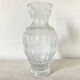Vase haut vintage en verre moulé
