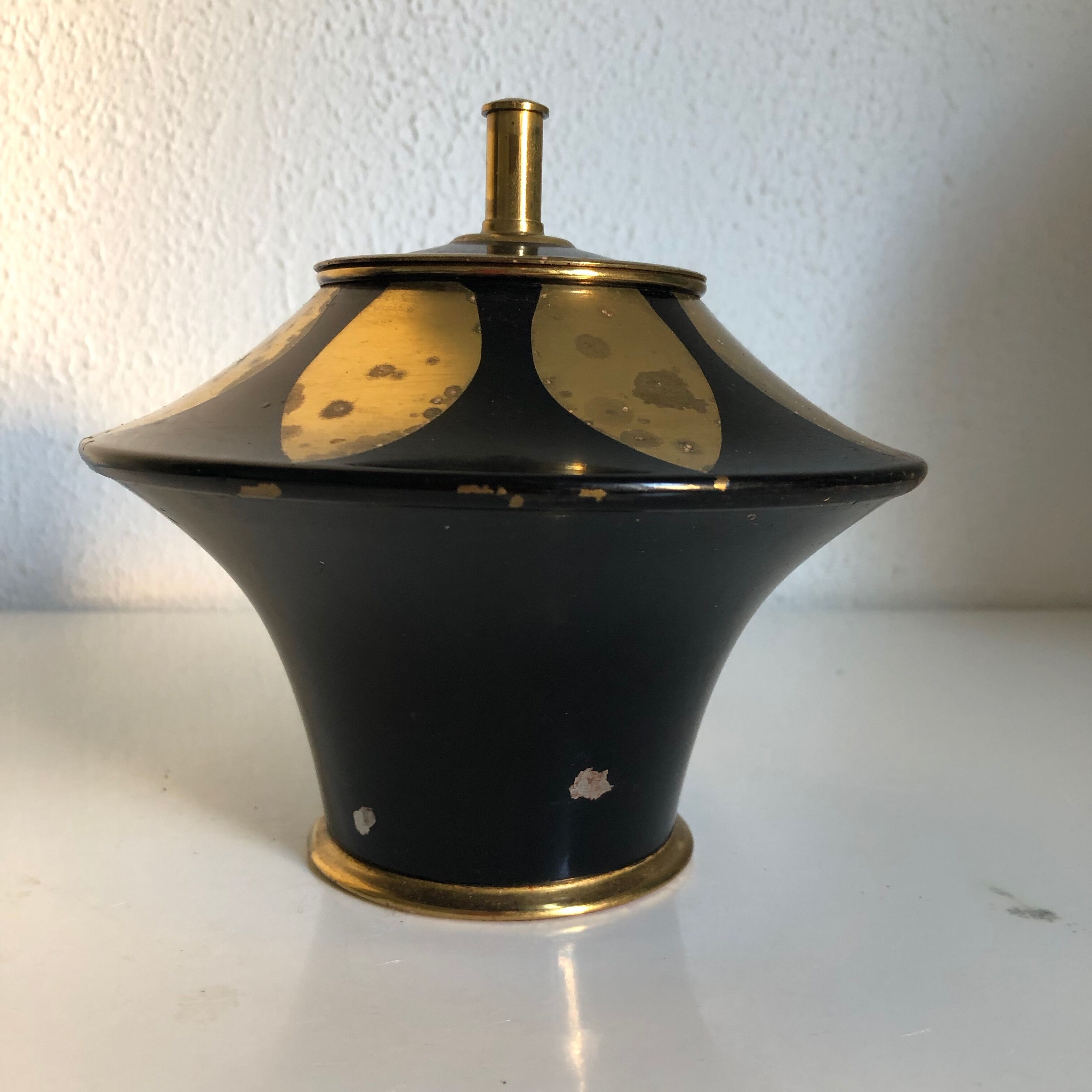 Black cigarette holders vintage box 1960 - 14 x 16cm