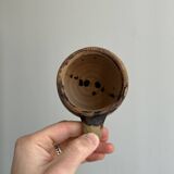 Petite tasse ancienne en terre cuite