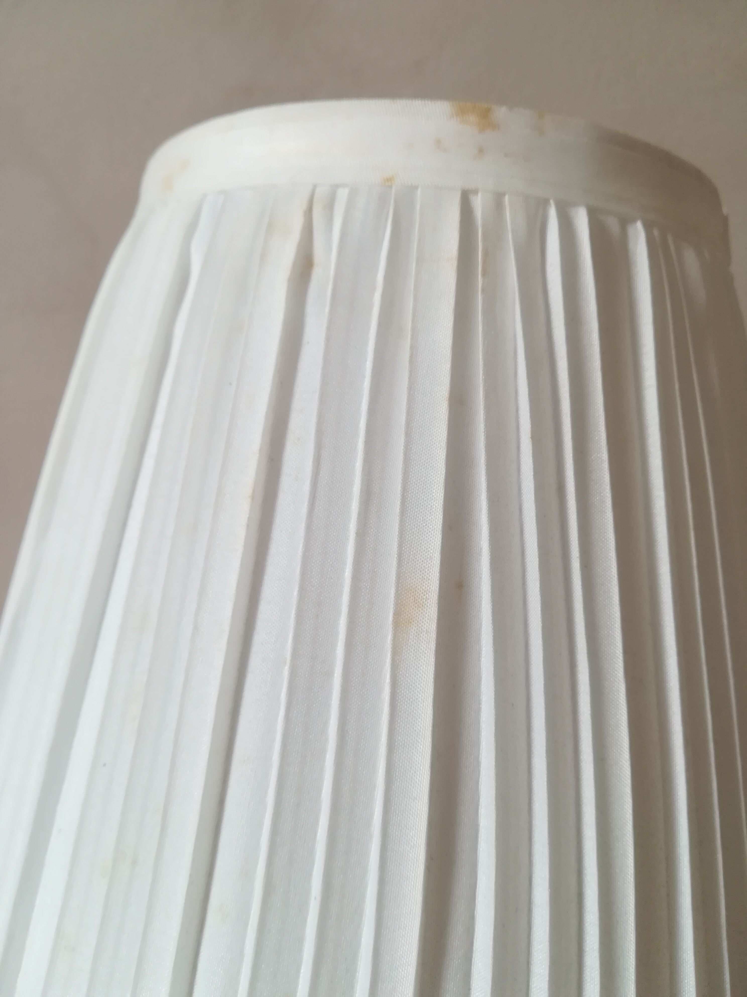 Cherry blossom lamp in relief