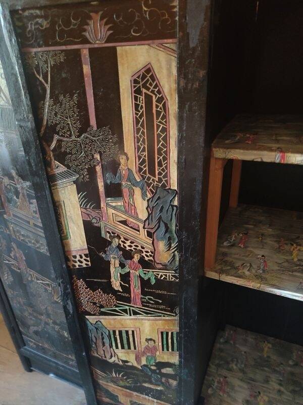 Chinese furniture in black lacquer