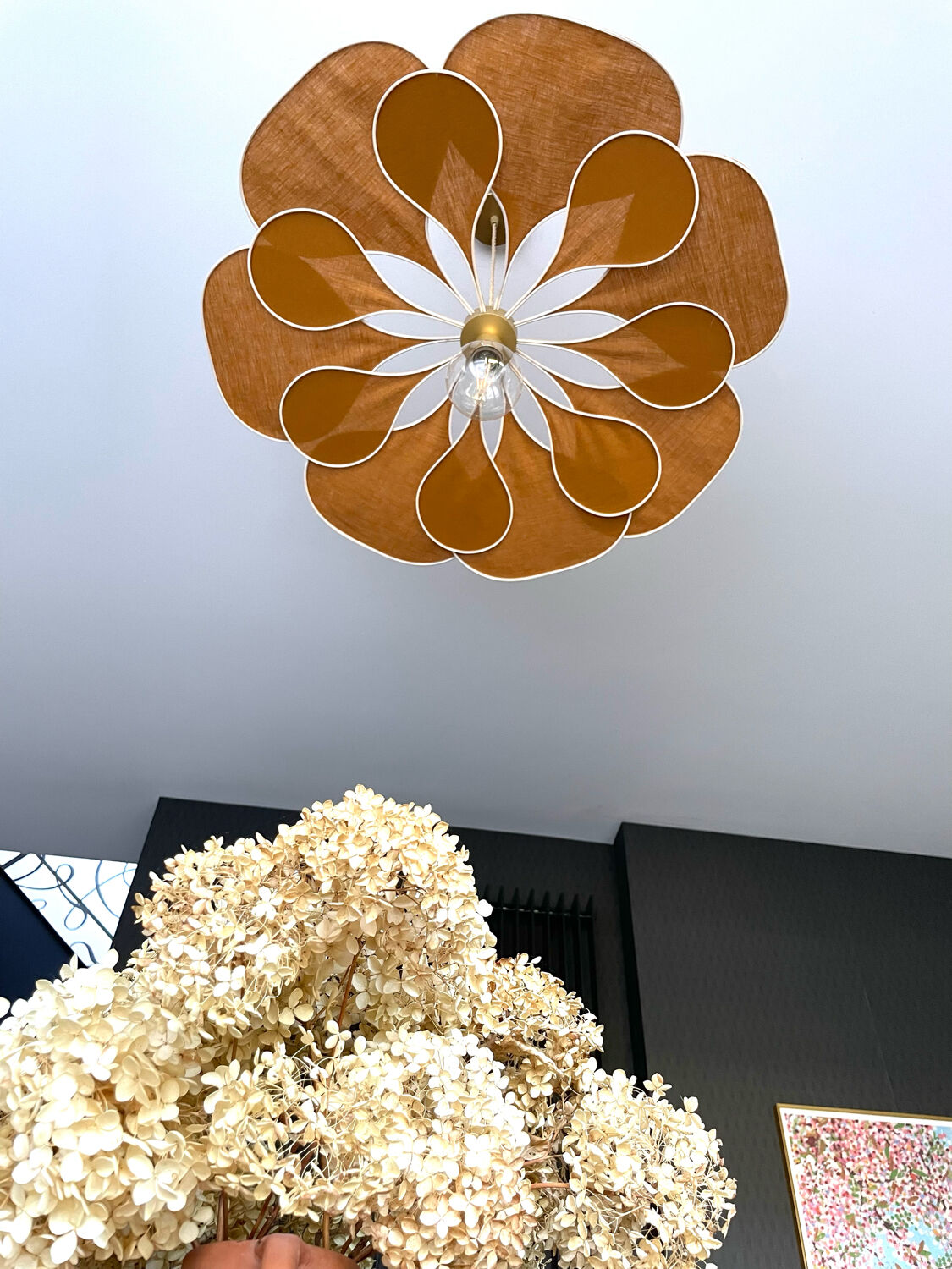 Floral suspension linen and rattan