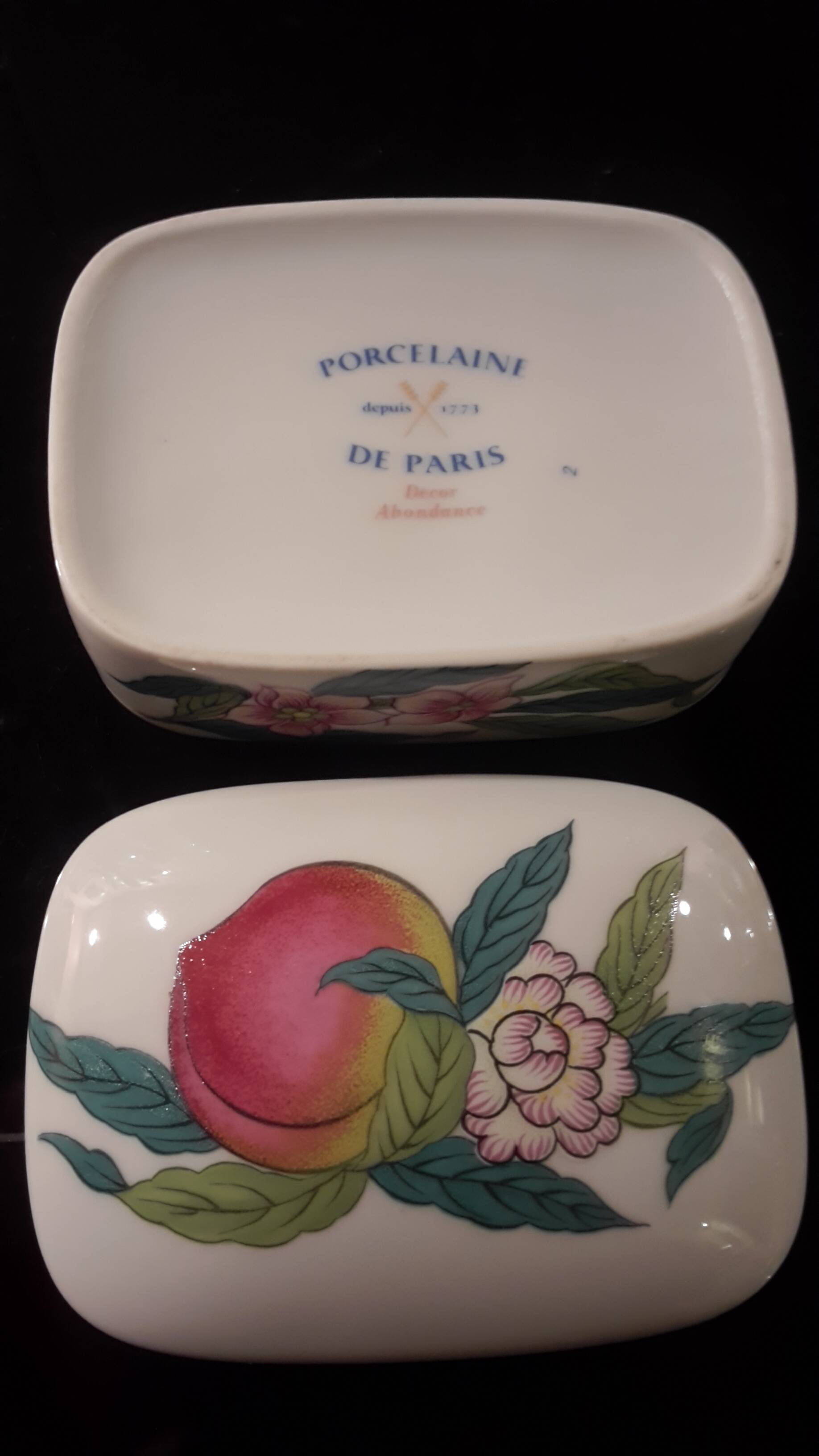 Paris porcelain candy dish
