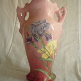 Vase 1900 décor Iris signé Delphin Massier Vallauris