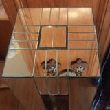 Pedestal column all glass