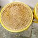 Duo de tabourets en bois et cannage