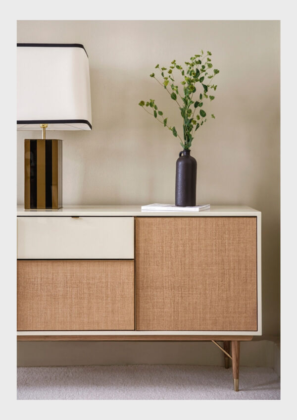 Enfilade capri , buffet bas  en laque et  rotin , marque red edition