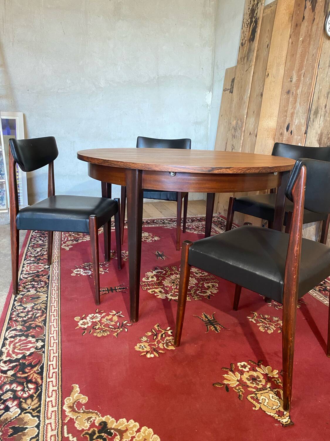 Scandinavian table and chairs from the 60s/70s