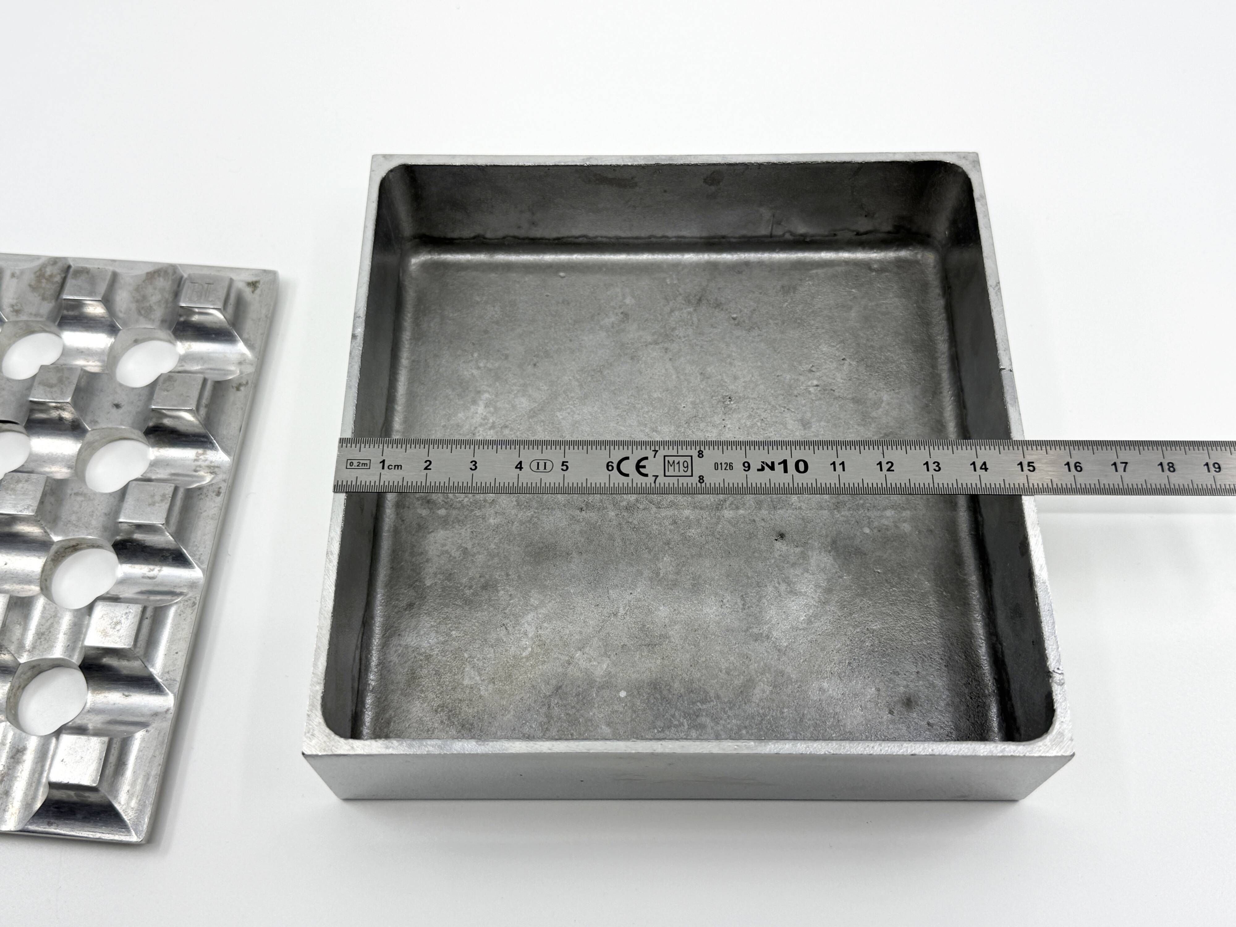 Ultima Ashtray 15 • Design by Ljungberg & Bäckström • 1960-70 • signed BL