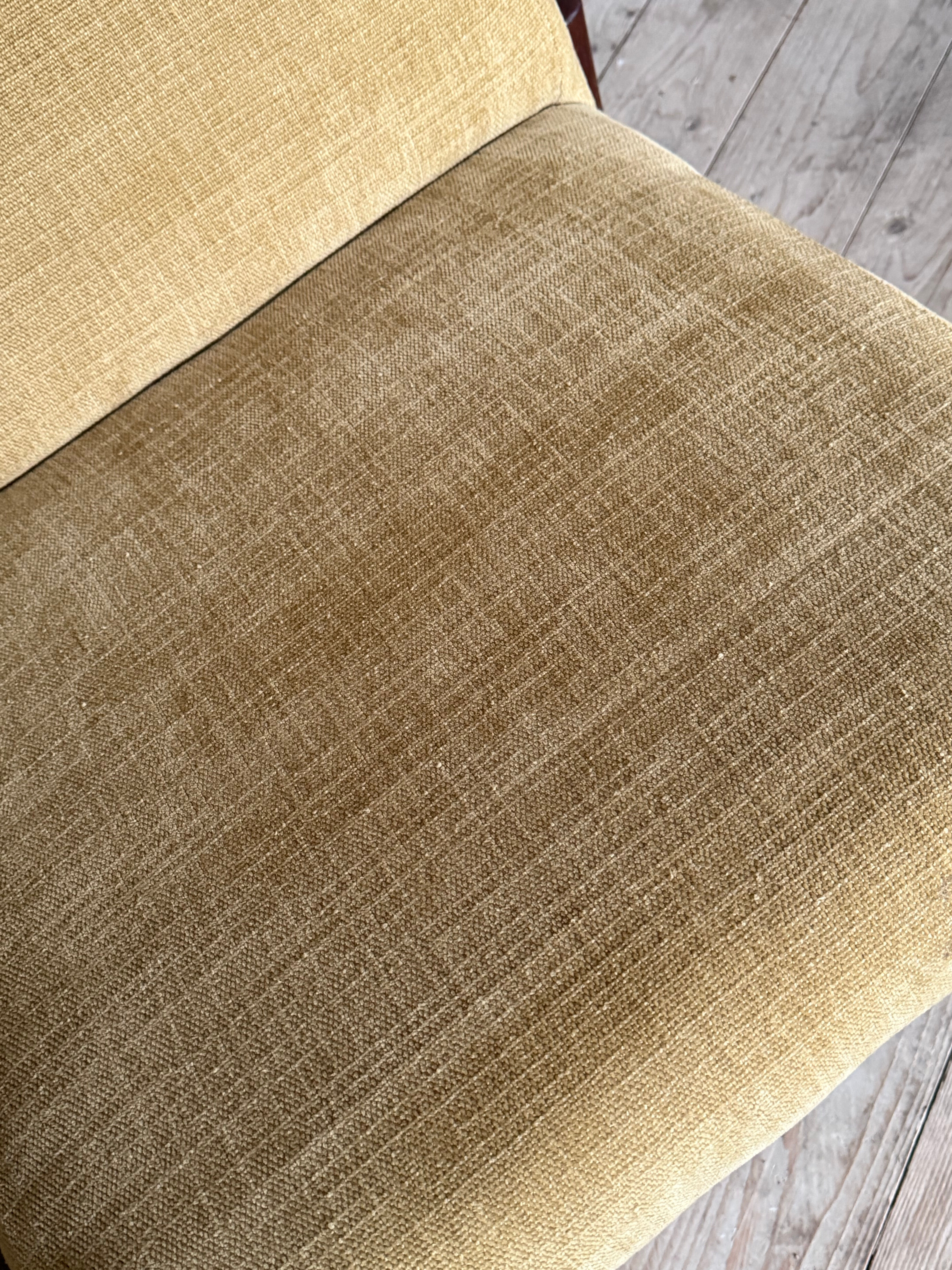 Banquette scandinave vintage velours jaune