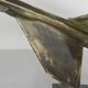 Sculpture en laiton d'un avion de chasse par François Melin