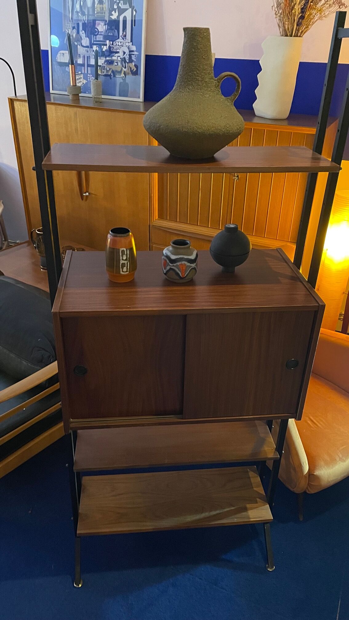 Italian footcase bookcase from the 60s in teak and metal