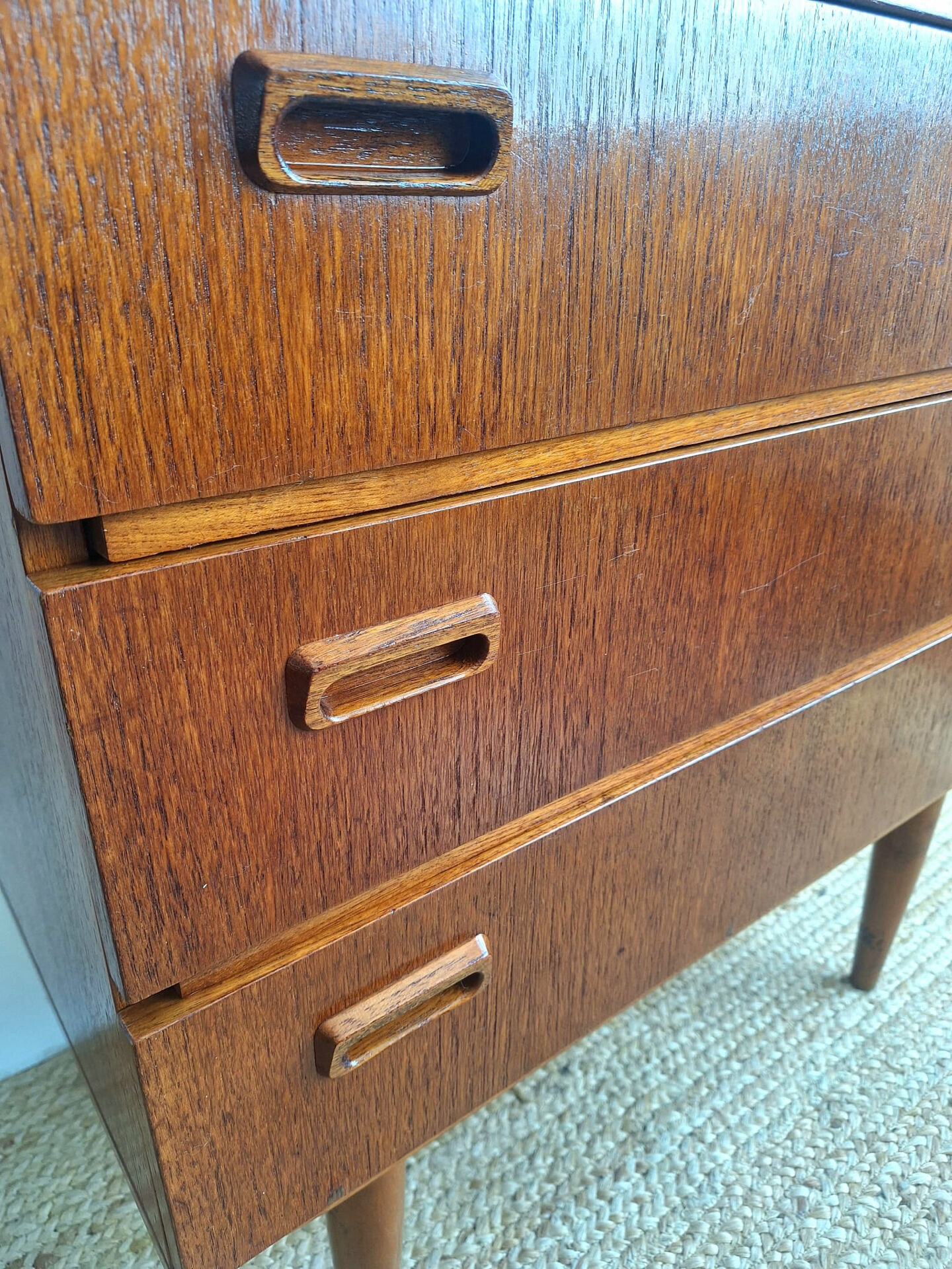 Commode scandinave vintage en teck