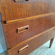 Commode scandinave vintage en teck