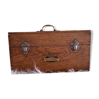 Old portable pharmacy box