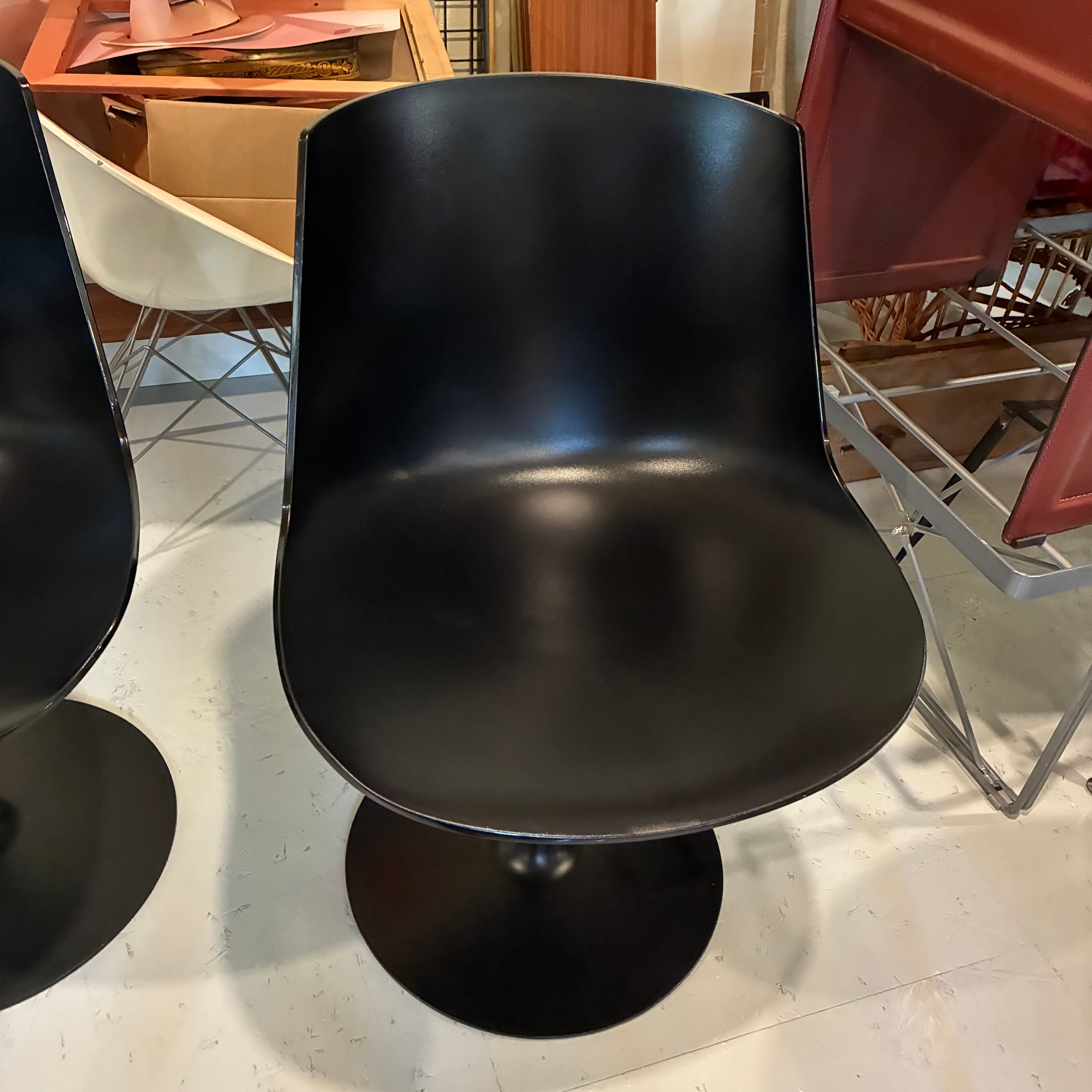 Set de 4 chaises MDF ITALIA modèle  FLOW