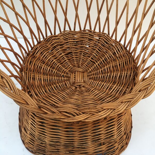 Fauteuil trône en osier tressé