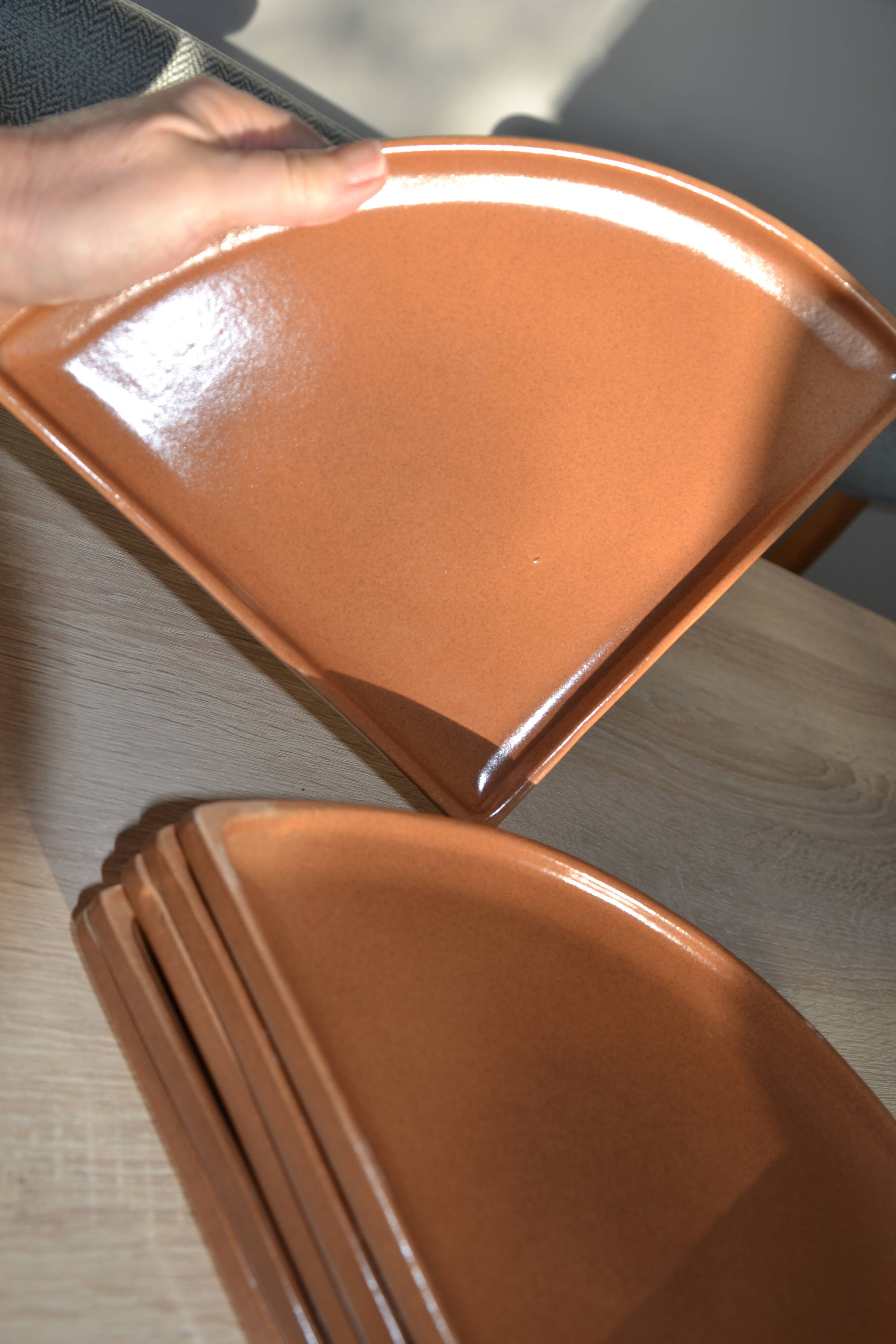 6 stoneware "quarter" plates