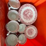 Set of cups, small plates and trim'