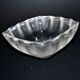 Vide-poche coupelle LALIQUE en verre moulé dépoli vague Art Déco
