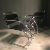 2 chairs by Mies Van Der Rohe MR20