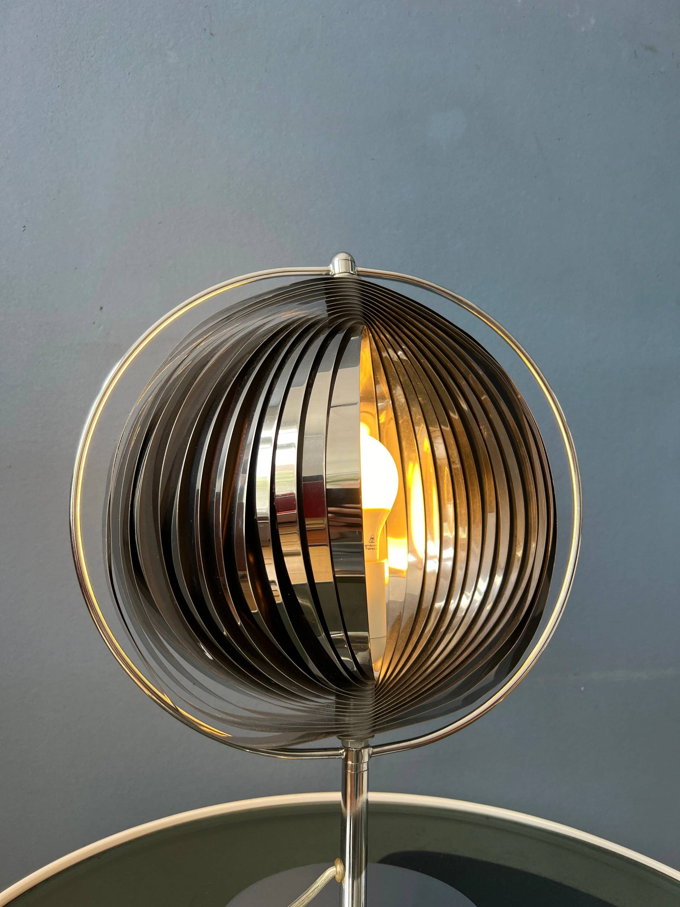 Lampe de table uplighter « Cup » en métal, couleur argent