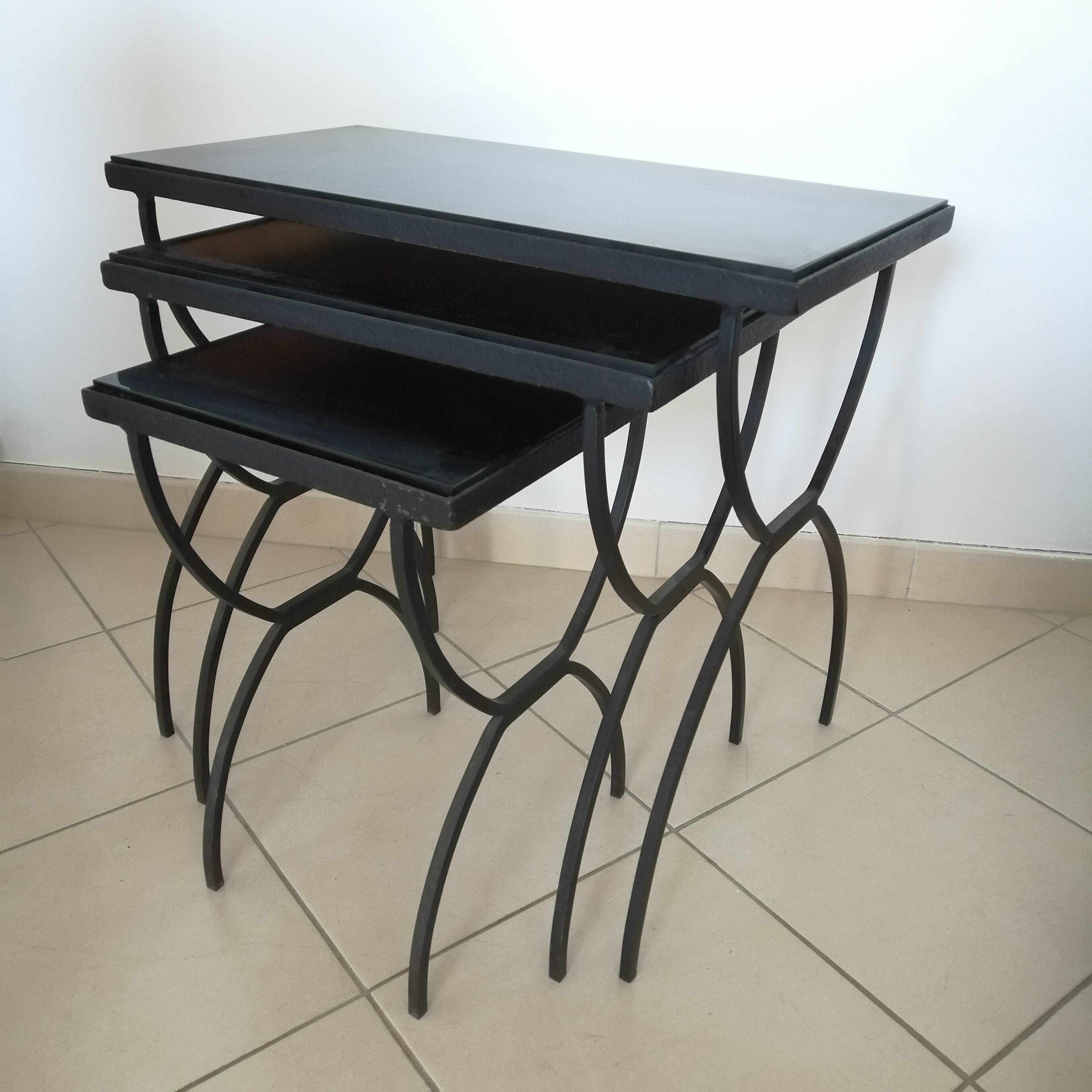 Tables gigognes années 60