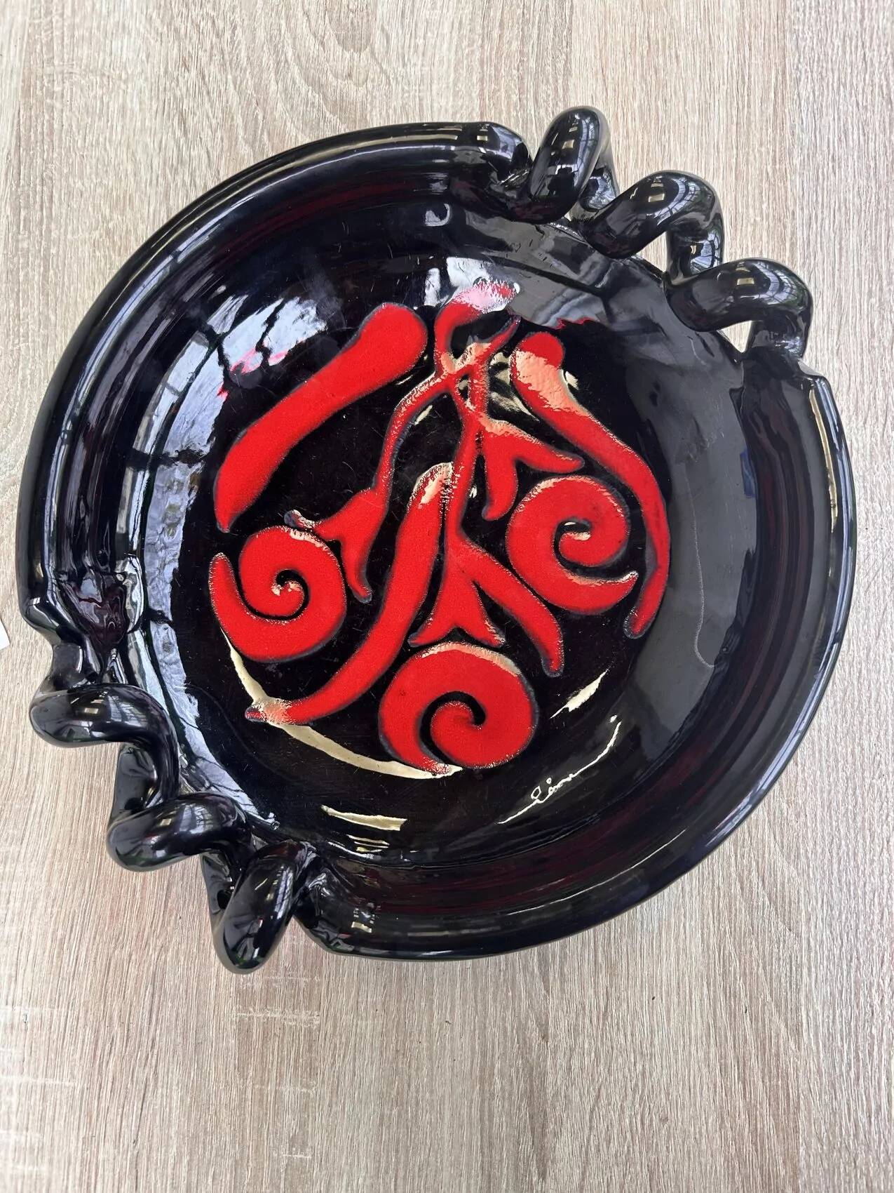 Vintage decorative bowl in black and red ceramic – 1960s/70s