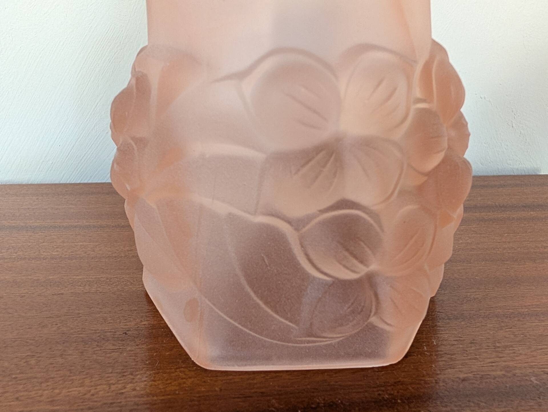 Art Deco pink glass tulip signed ROS / Degué – circa 1930-1940