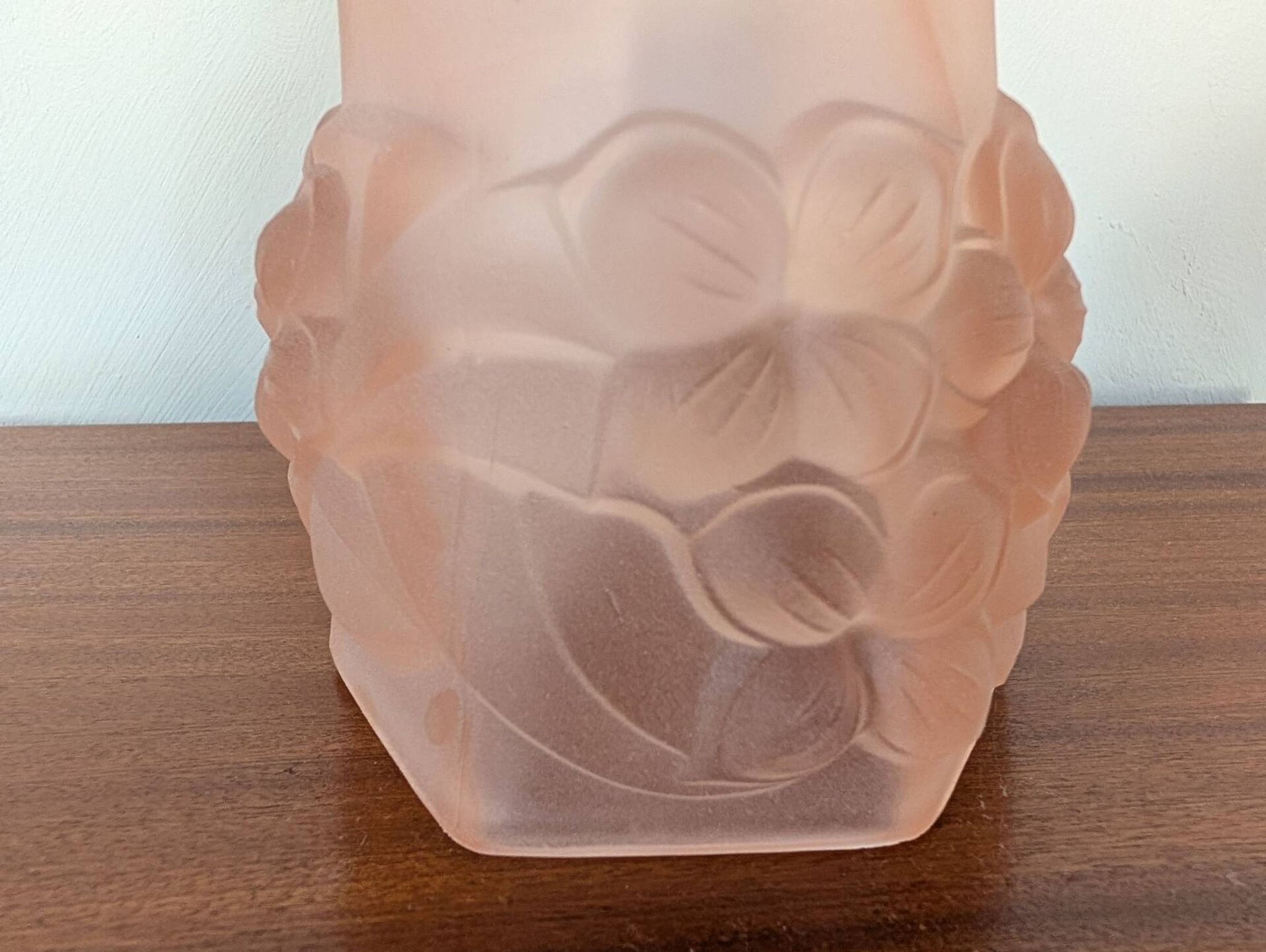 Art Deco pink glass tulip signed ROS / Degué – circa 1930-1940
