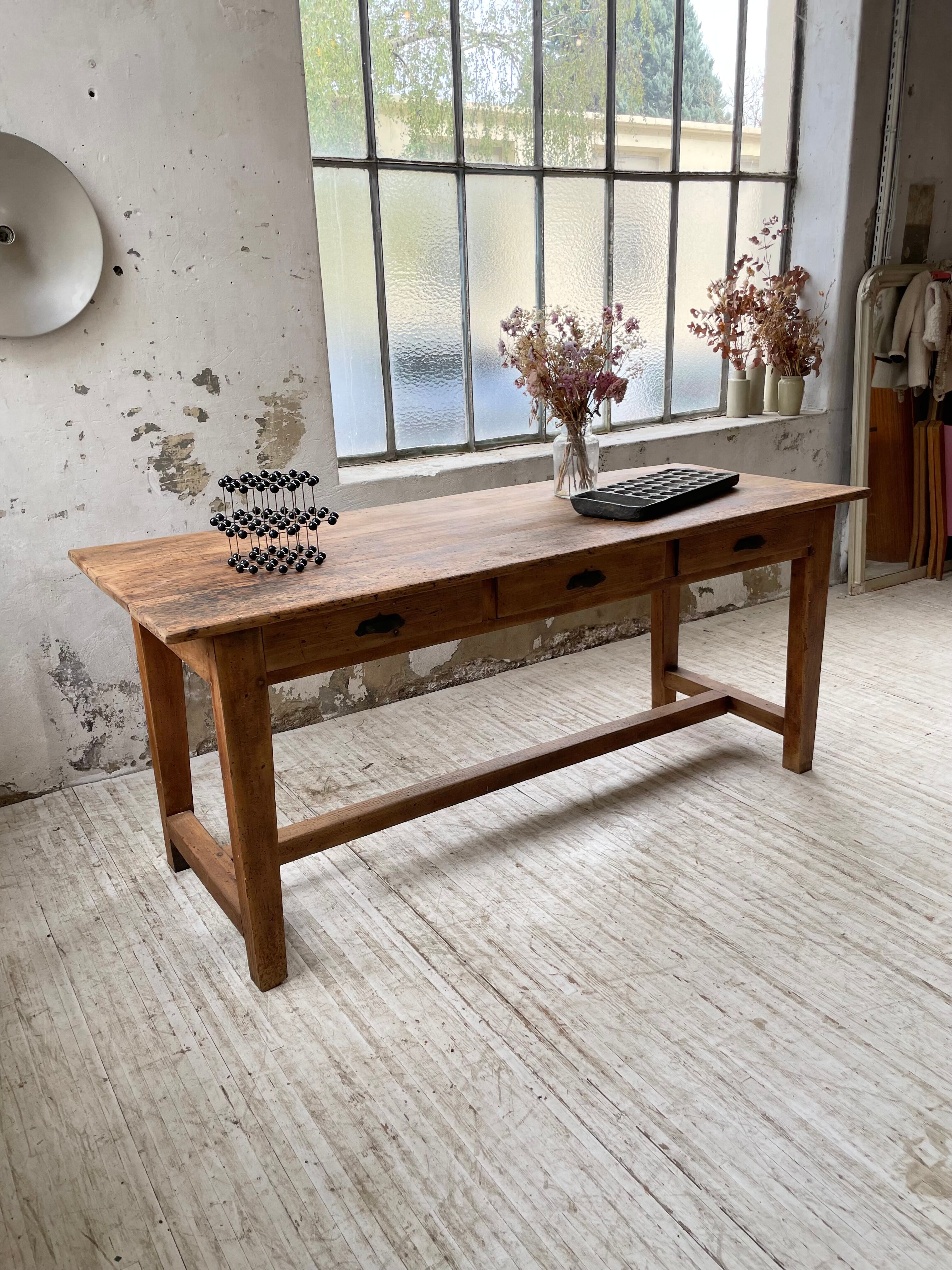 Oak island farmhouse table 2m